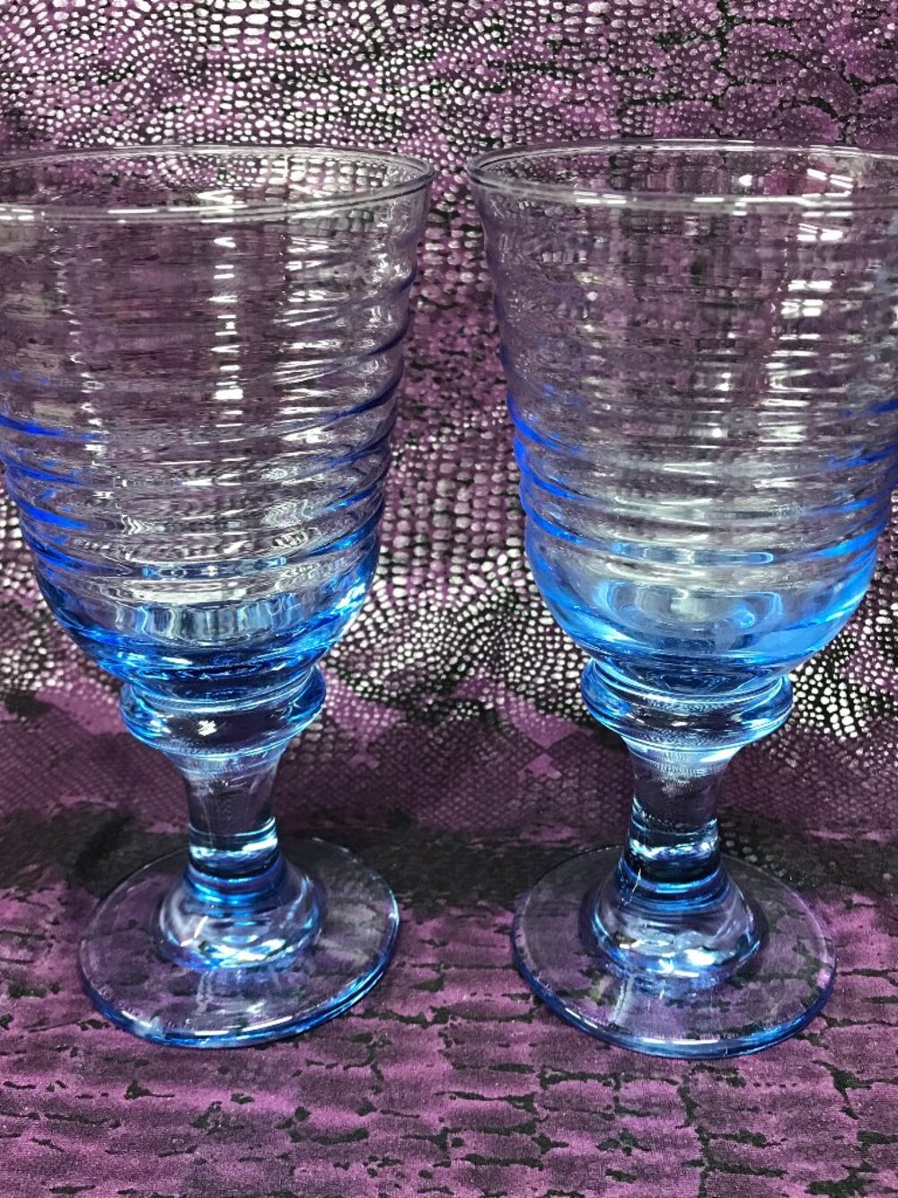 Libbey Sirrus Vintage Light Blue Ribbed Wine Glasses Set of 2